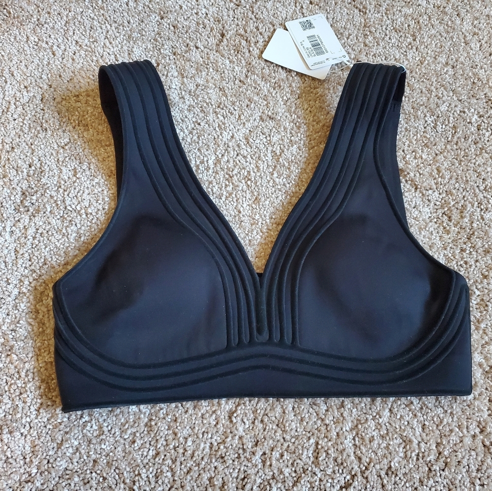 Size 4 lululemon bra